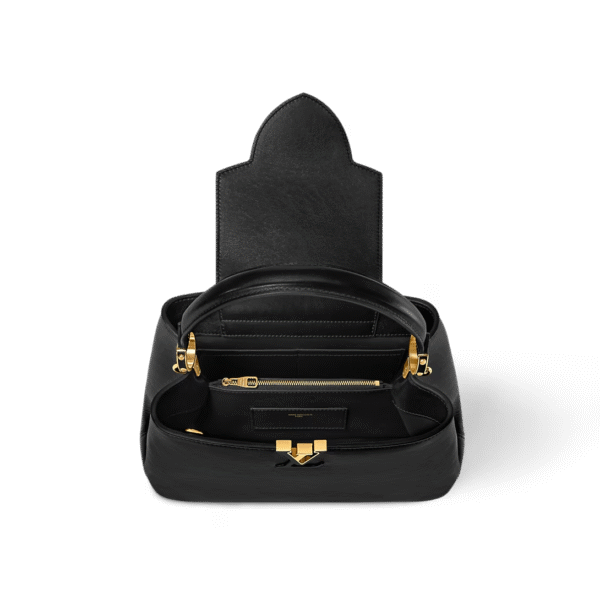 LOUIS VUITTON  Capucines MM Souple (Replica)  Include box, dust bag.