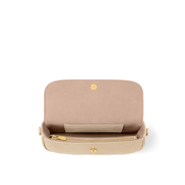 LOUIS VUITTON  Wallet on Chain Ivy  (Replica)  Include box, dust bag.