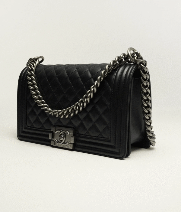 CHANEL BOY handbag (Replica) Include box, dust bag. Choose according to the color shown in the product image