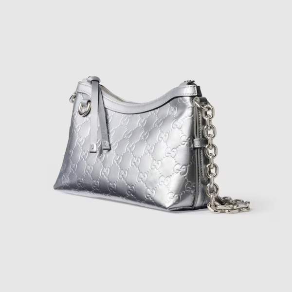 GUCCI  GG EMBLEM  (Replica)  Include box, dust bag. choose according to the color shown in the product image.