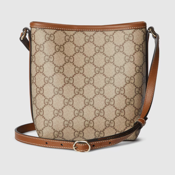 GUCCI  GG EMBLEM  (Replica)  Include box, dust bag. choose according to the color shown in the product image.