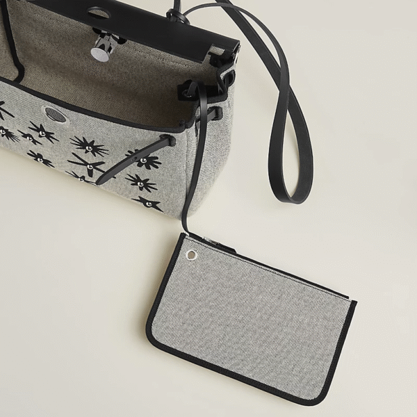 HERMES  Herbag Zip 31 hobnailed handbag  (Replica)  Include box, dust bag. choose according to the color shown in the product image.